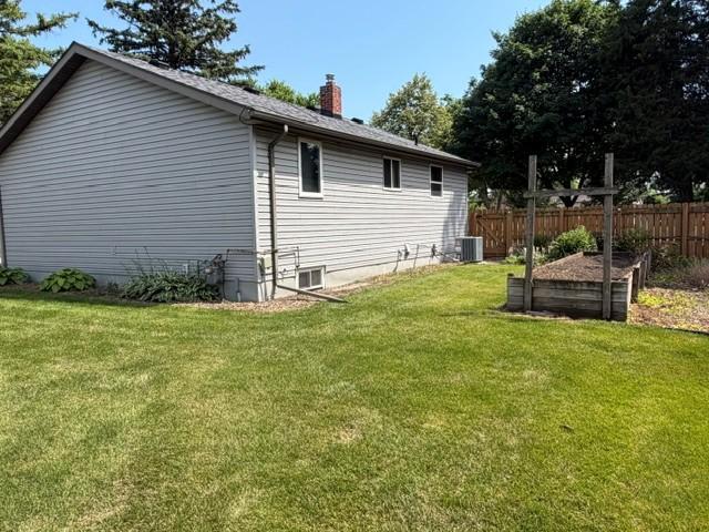 600 E Elm Ave, Olivia, MN 56277