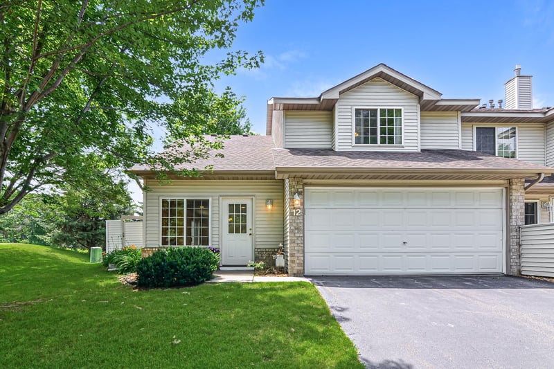 2795 Ranchview Ln N #12, Plymouth, MN 55447