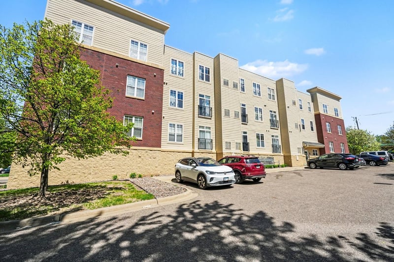 1776 Maryland Ave E #201, Saint Paul, MN 55106