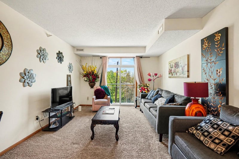 1776 Maryland Ave E #201, Saint Paul, MN 55106