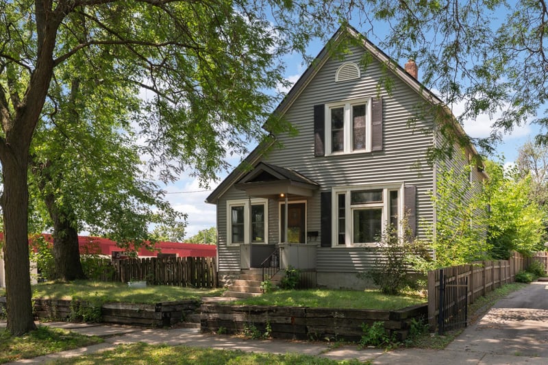 323 Erie St, Saint Paul, MN 55102