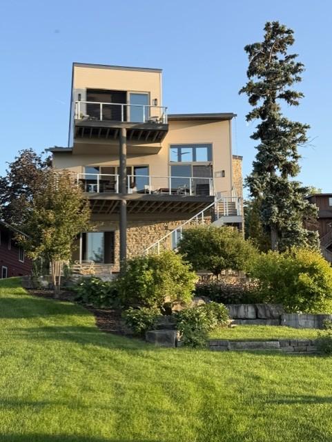 224 W Lake St, Waconia, MN 55387