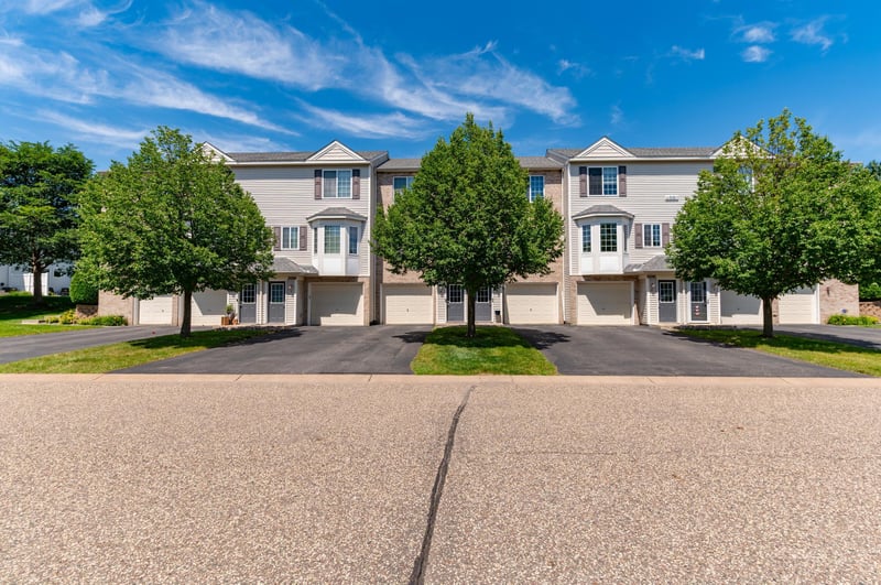 4960 Emmit Dr N #6, Hugo, MN 55038