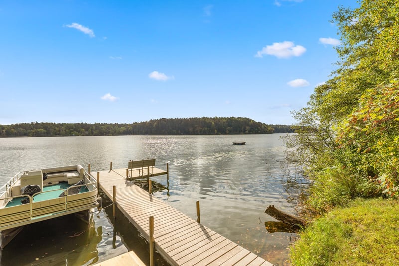 31434 Lakeside Ave, Pequot Lakes, MN 56472