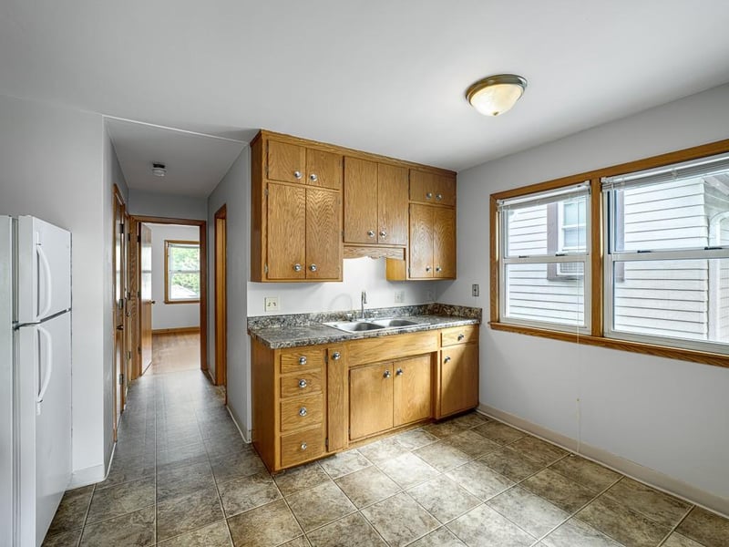 1681 Dayton Ave, Saint Paul, MN 55104