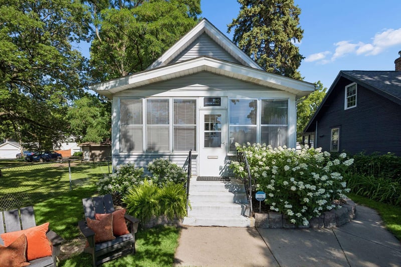 1845 Benson Ave, Saint Paul, MN 55116