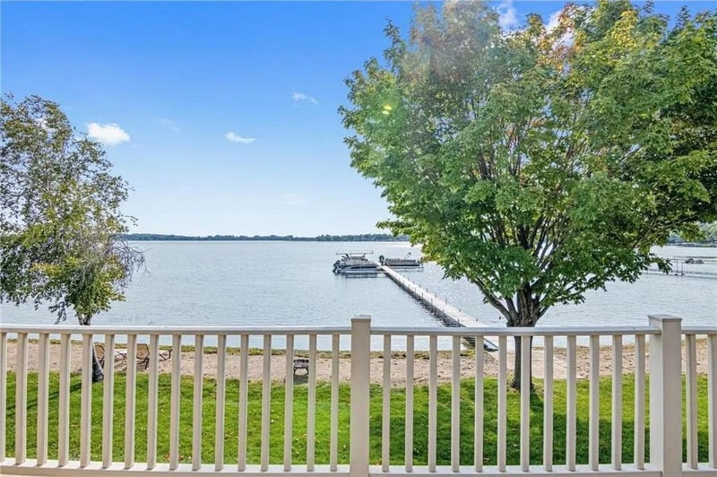 71 1st St SE, Forest Lake, MN 55025