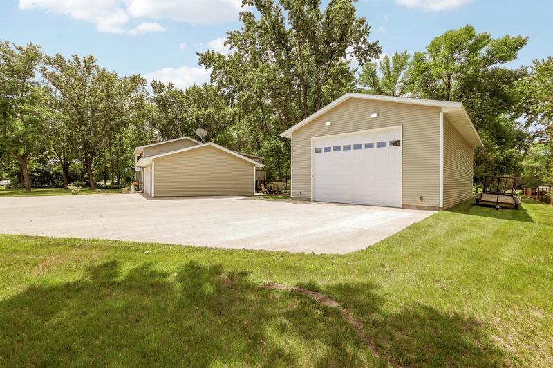 9067 Parell Cir NE, Otsego, MN 55330
