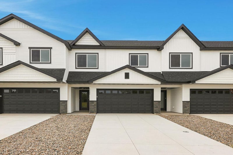 1106 45th Ave NE, Saint Cloud, MN 56304