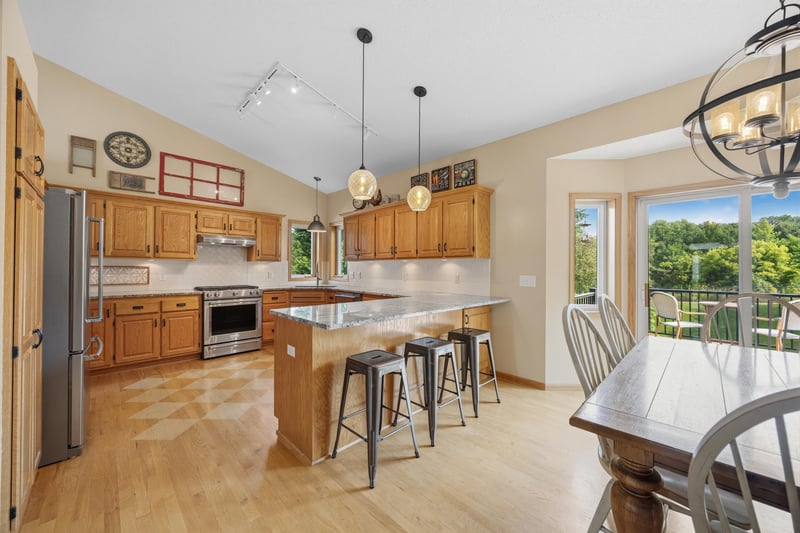 22002 Elm Pw, Rogers, MN 55374