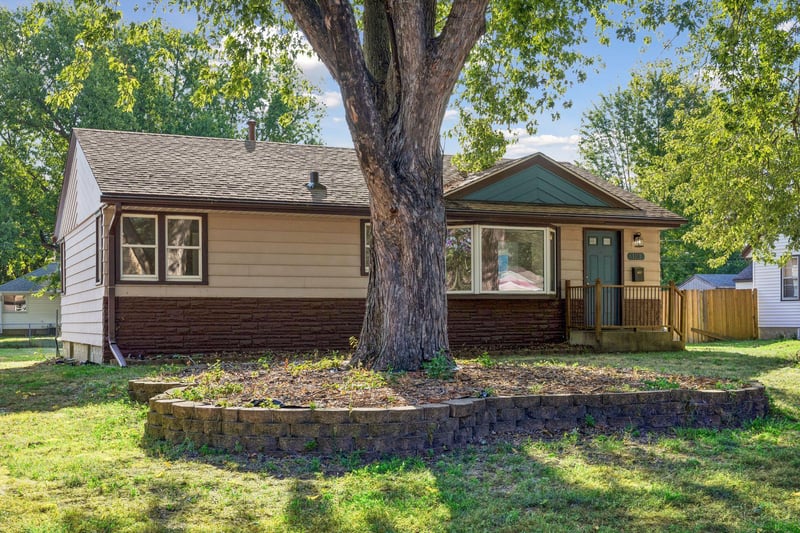 5318 Kentucky Ave N, Crystal, MN 55428