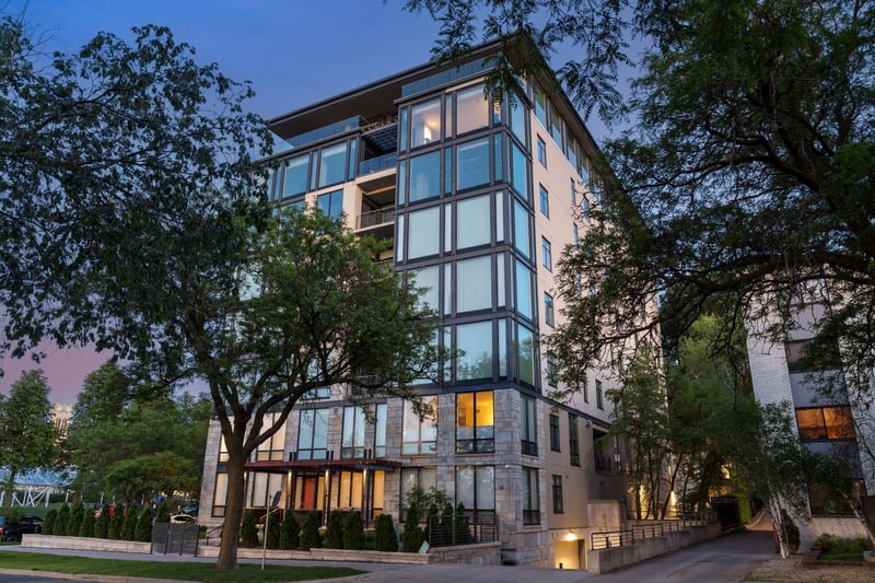 301 Kenwood Pw #602, Minneapolis, MN 55403