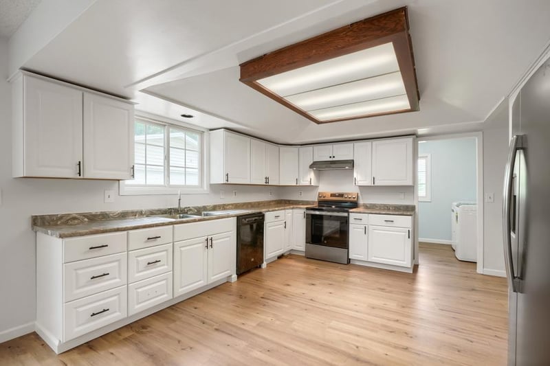 9200 Harkness Ave S, Cottage Grove, MN 55016