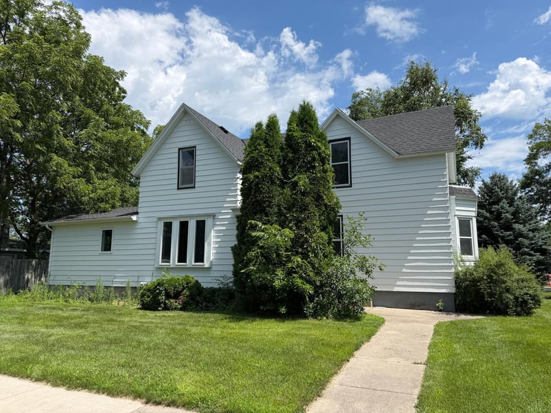 411 16th St S, Benson, MN 56215
