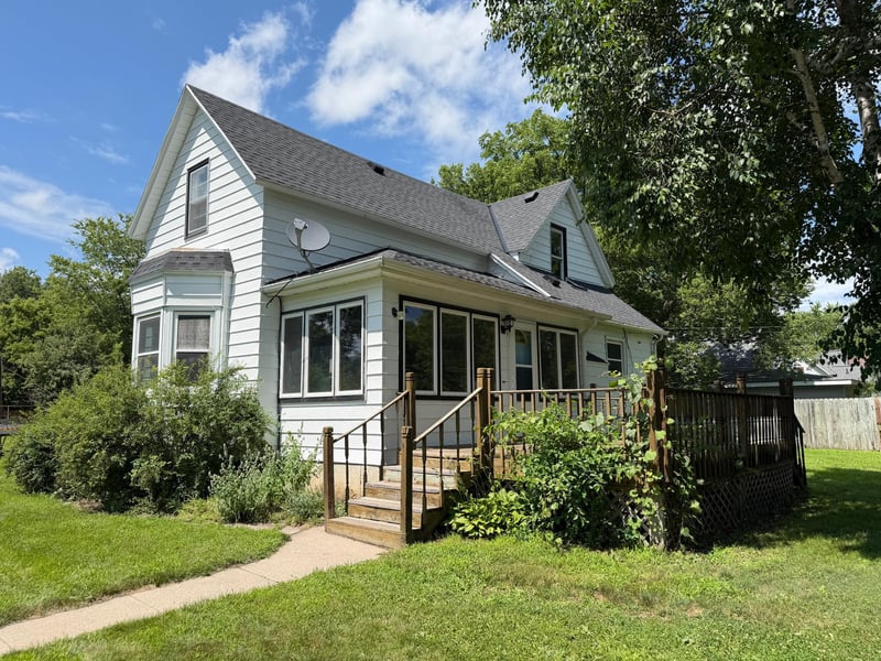 411 16th St S, Benson, MN 56215