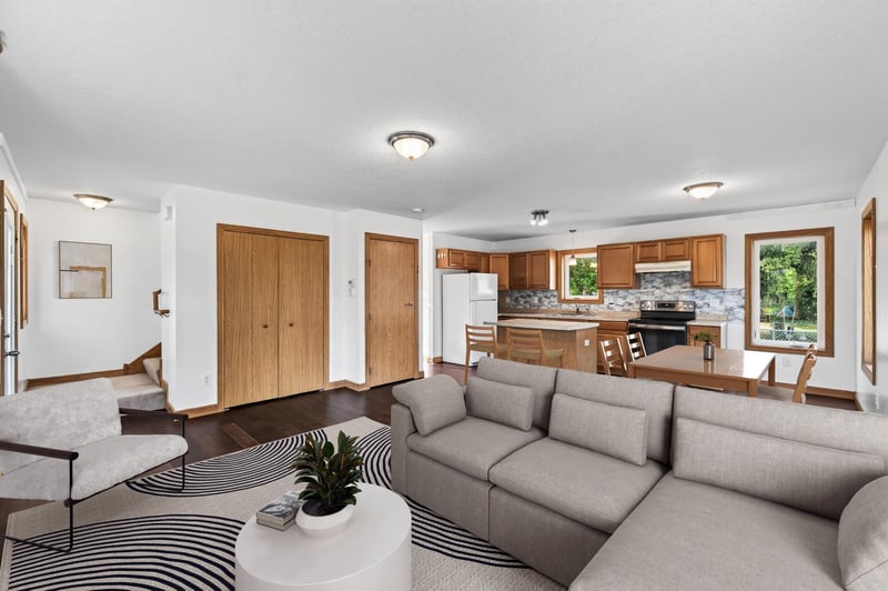 208 Clay St, Anoka, MN 55303