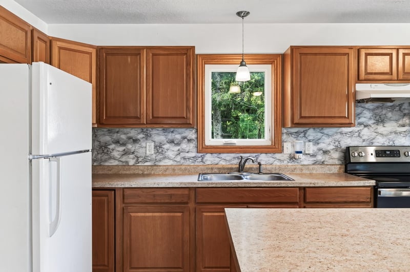 208 Clay St, Anoka, MN 55303