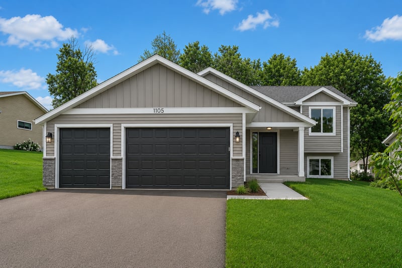 1102 2nd St SE, Faribault, MN 55021