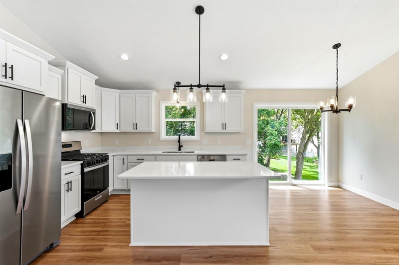 1102 2nd St SE, Faribault, MN 55021