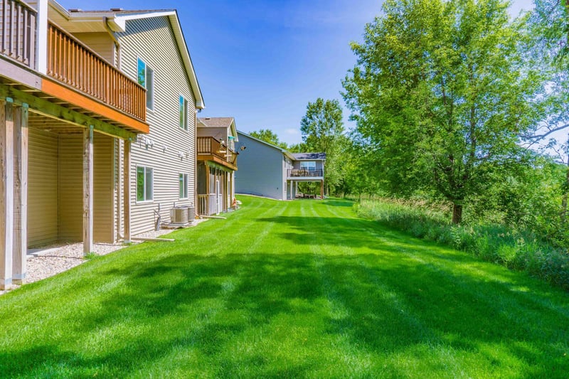 374 Meadow Ln, Young America, MN 55397