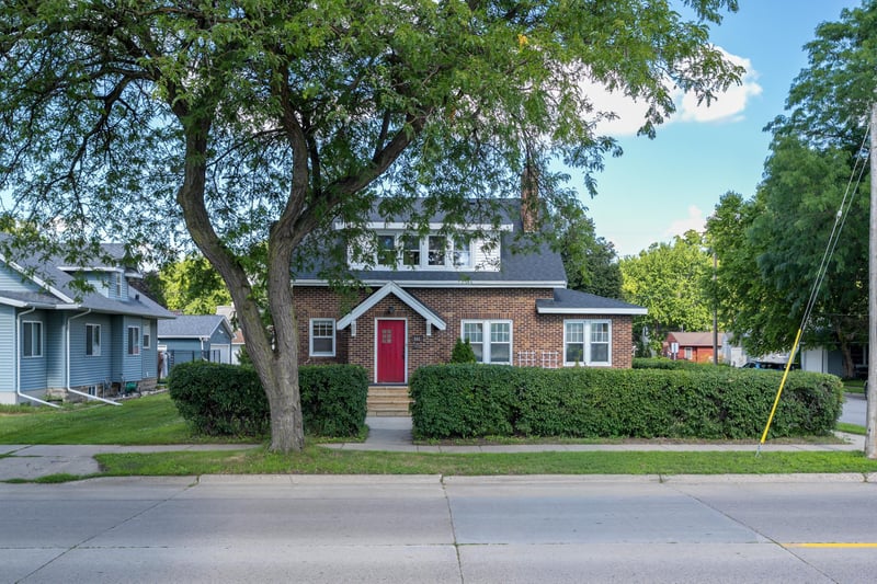 802 Range St, Mankato, MN 56003
