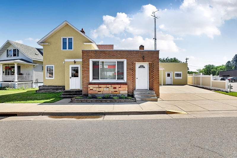 130 Main St S, Pierz, MN 56364