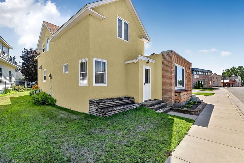 130 Main St S, Pierz, MN 56364