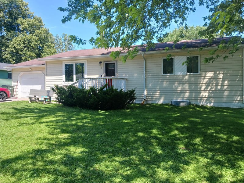 515 Vernon Pl, Fergus Falls, MN 56537