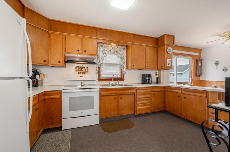 507 NW 16th Ave, Grand Rapids, MN 55744