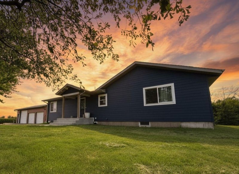 48437 County Road 28, Windom, MN 56101