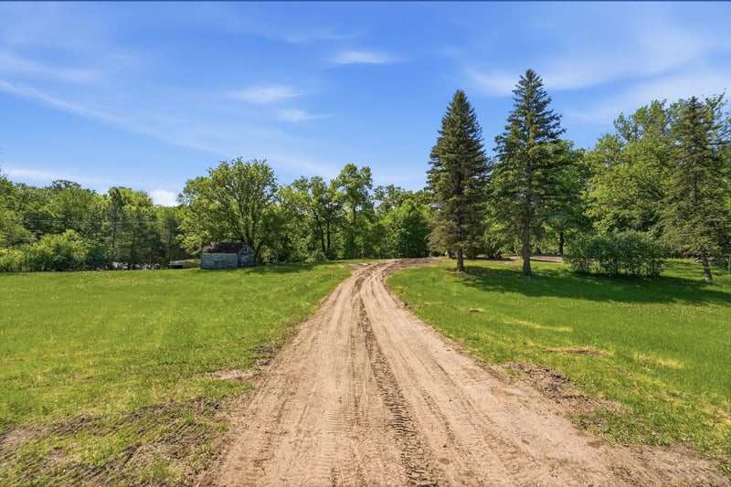 6947 Highland Cir NW, Alexandria, MN 56308