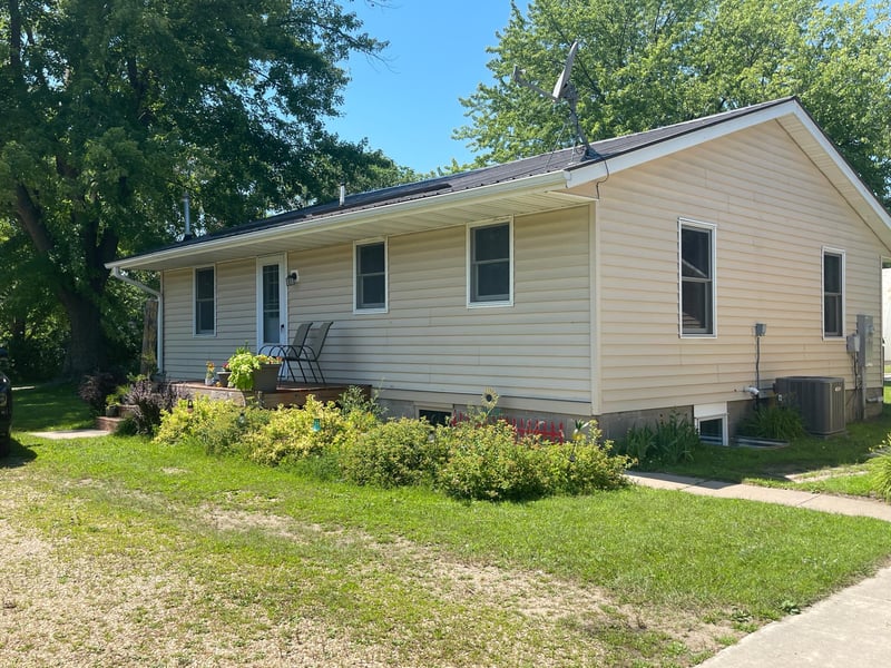 321 W Michigan St W, Lake City, MN 55041