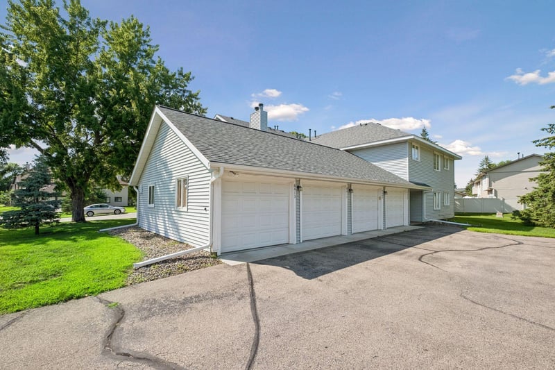 6613 162nd Ct #323, Rosemount, MN 55068