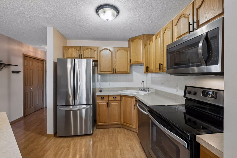 6613 162nd Ct #323, Rosemount, MN 55068