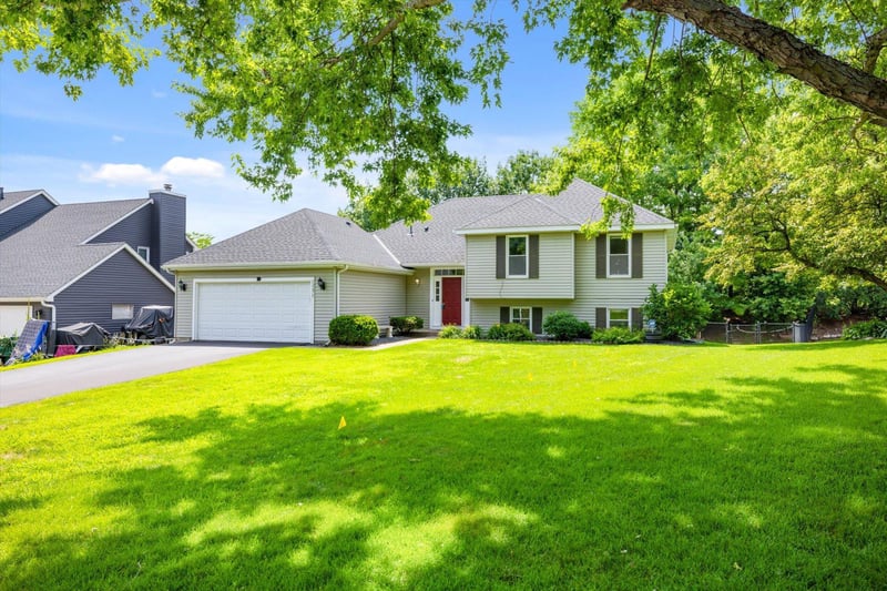 12675 Durango Pl, Apple Valley, MN 55124
