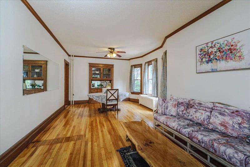 1263 Minnehaha Ave W, Saint Paul, MN 55104