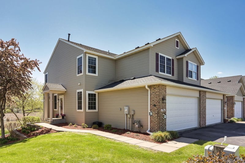 8960 Comstock Ln N, Maple Grove, MN 55311