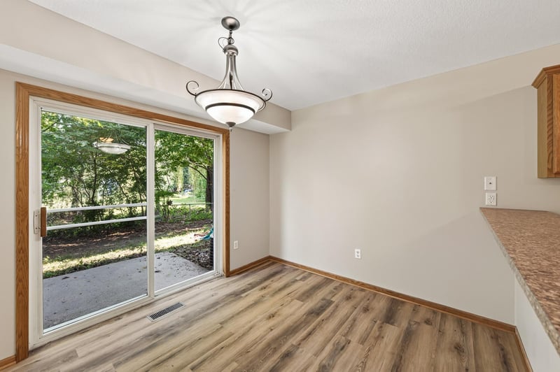 833 Glen Ter, Newport, MN 55055