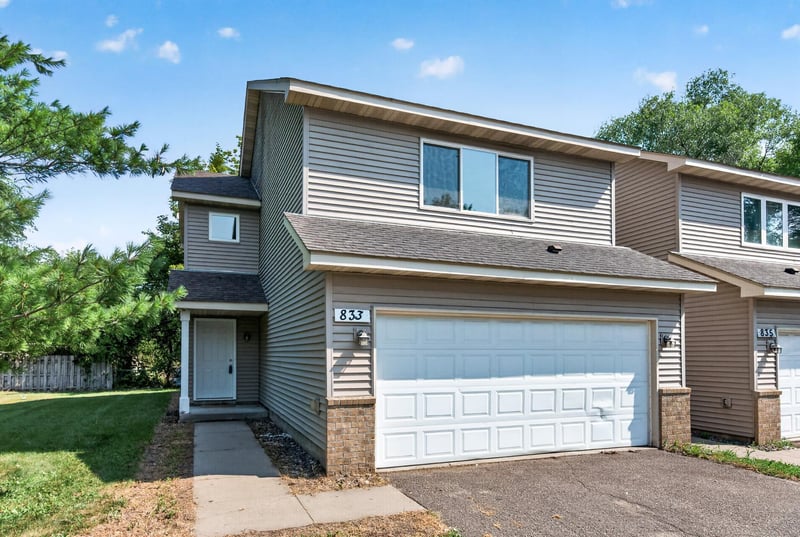 833 Glen Ter, Newport, MN 55055