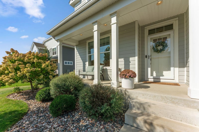 3927 Founders Pa, Chaska, MN 55318