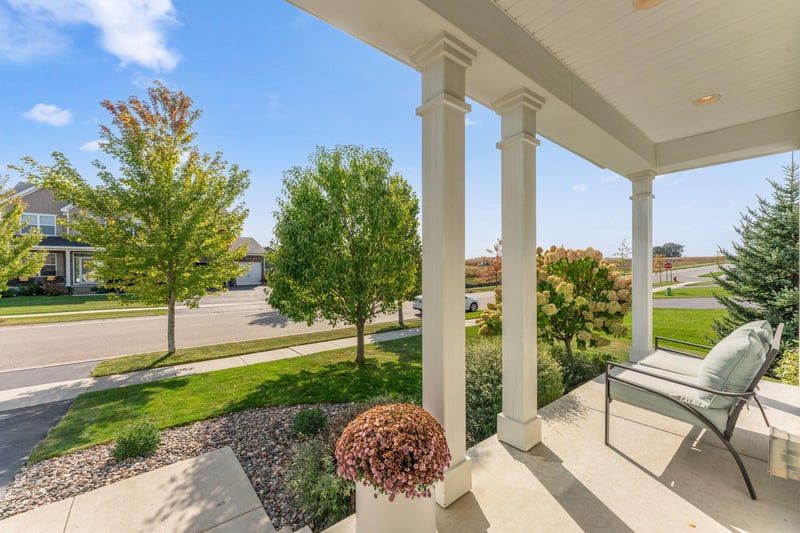 3927 Founders Pa, Chaska, MN 55318