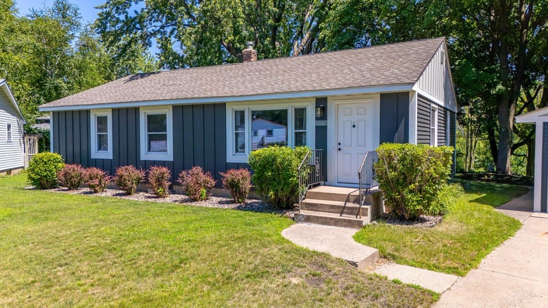 6332 Oak Knoll Pz, Woodbury, MN 55125