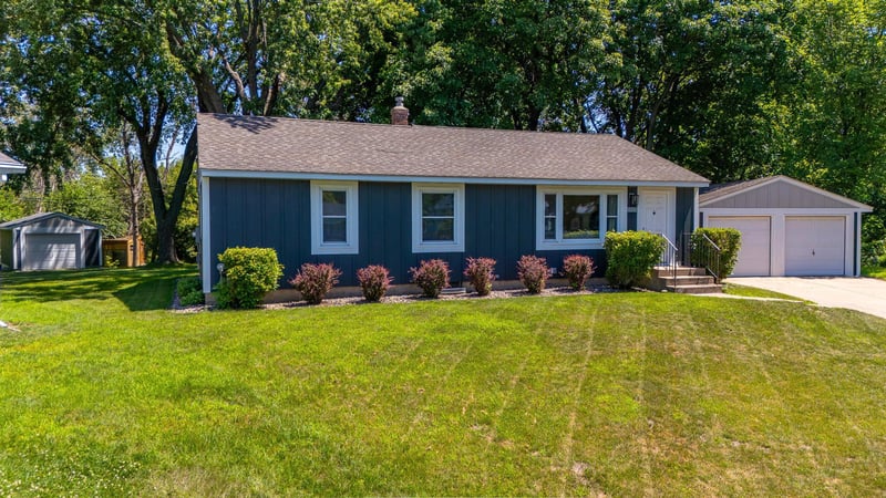 6332 Oak Knoll Pz, Woodbury, MN 55125