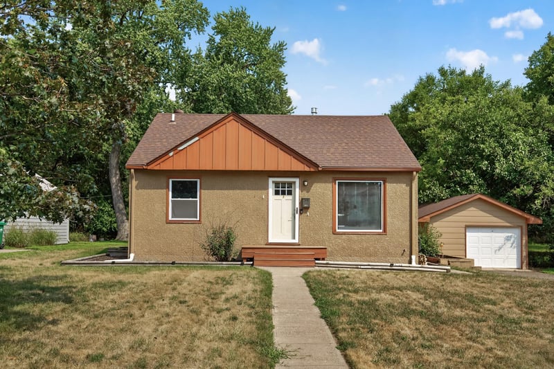 4928 Abbott Ave N, Brooklyn Center, MN 55429