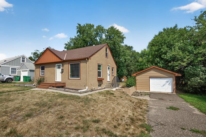 4928 Abbott Ave N, Brooklyn Center, MN 55429