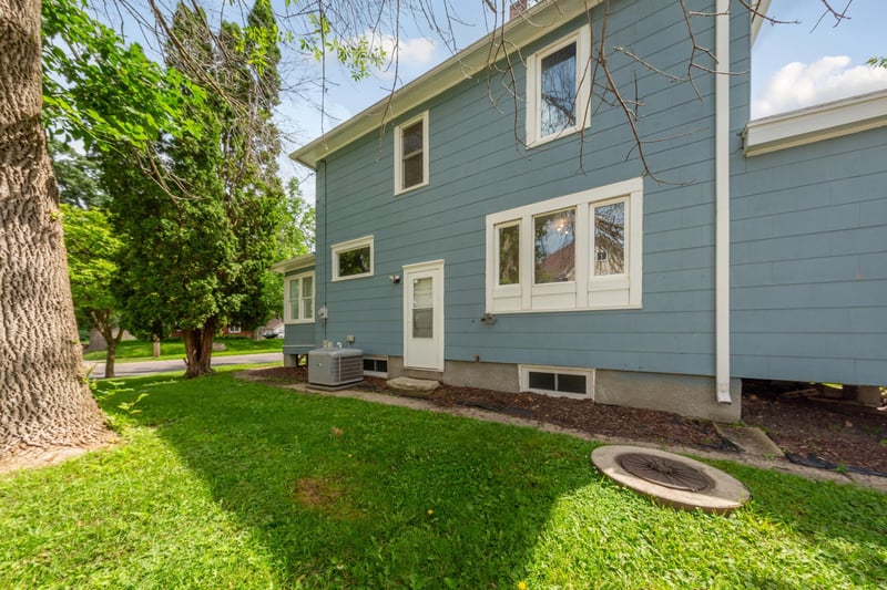 427 Cherry St, Owatonna, MN 55060