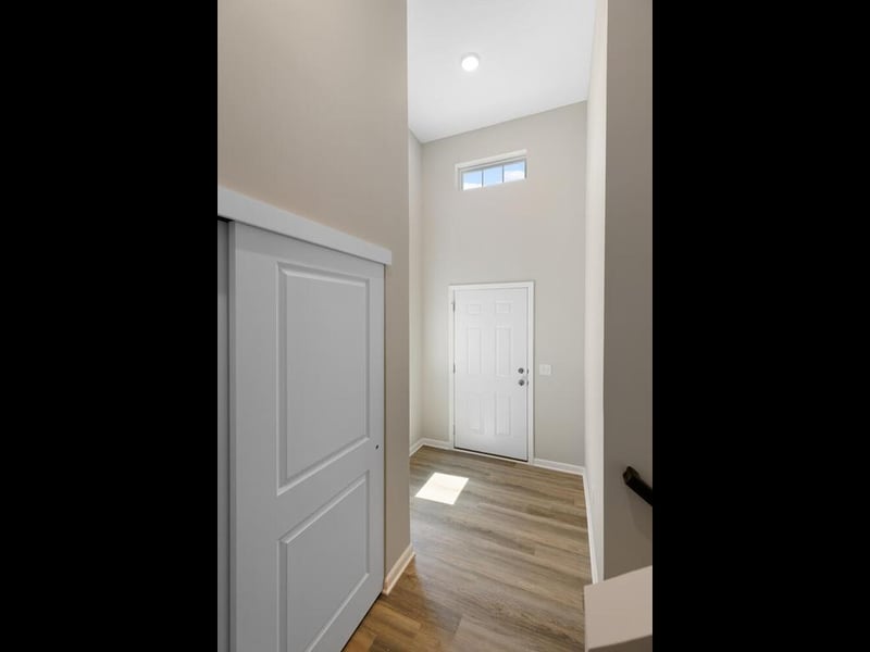 25868 Emerson Ct, Wyoming, MN 55092