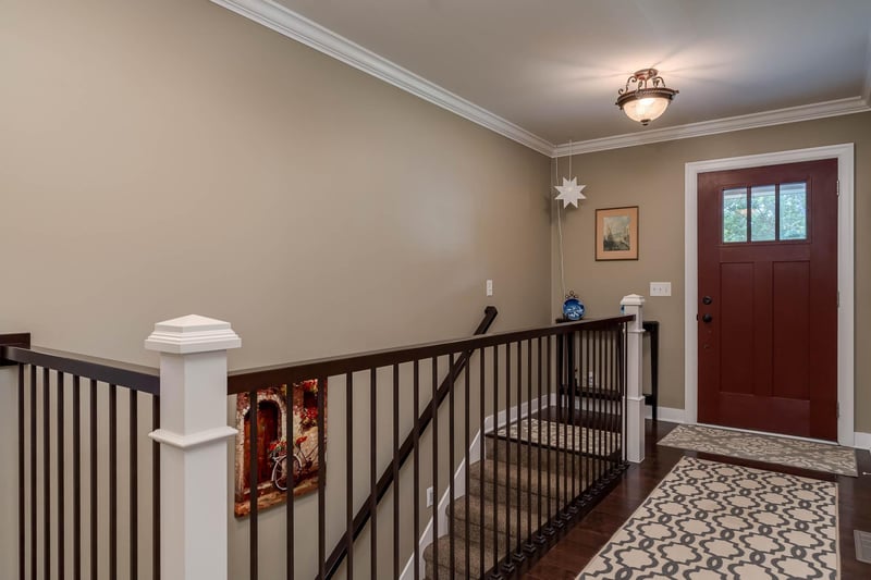 809 Spruce Pl, Saint Peter, MN 56082
