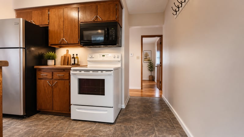 1597 Margaret St, Saint Paul, MN 55106