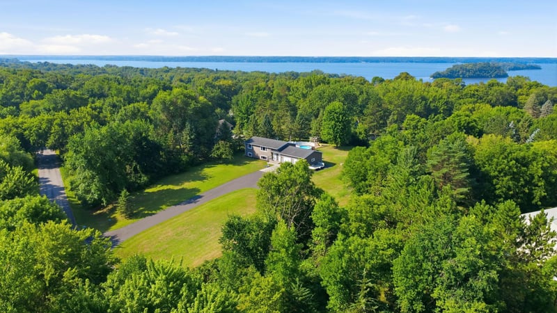 28087 Timber Lane Rd, Paynesville, MN 56362